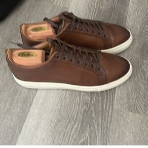 Men's Brown Leather Low-Top Sneakers - Classic Casual Style